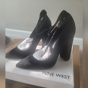 Suede pointy toe block heel